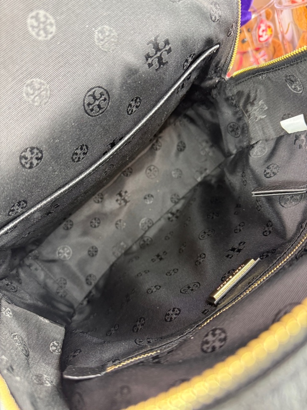 💥TORY BURCH - Thea Pebbled Leather Backpack - 75U995 - Picture 13 of 17